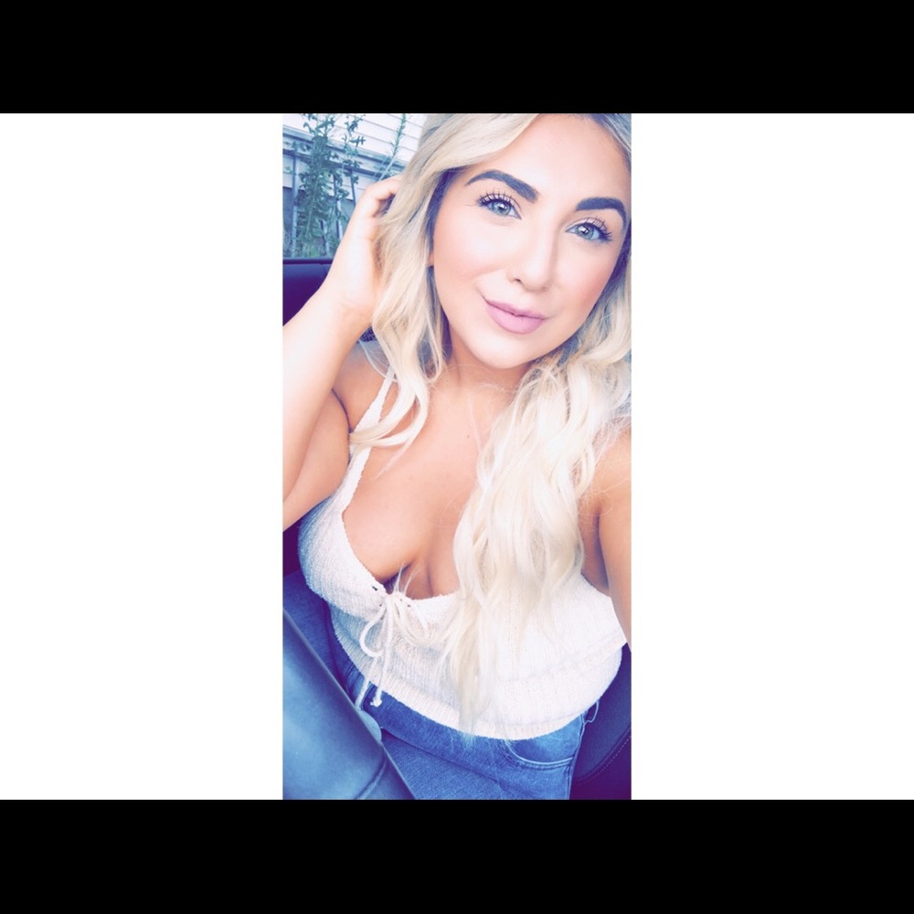 MY CLOSET - Picture 7 of 8